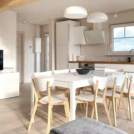 Σπίτι διακοπών Stunning Home In Zerpenschleuse